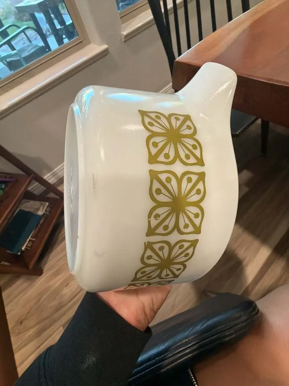 Vintage Pyrex Verde Square Flower 2.5 Qt Casserole Dish 475-B